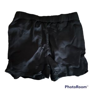 Baldwin Black Pull On Shorts size small
